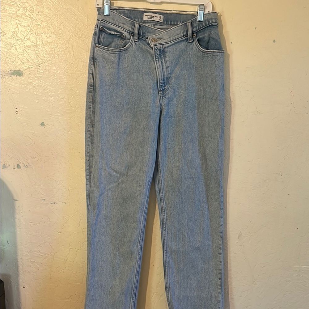 Abercrombie & Fitch the 90s straight ultra high rise crossover jeans